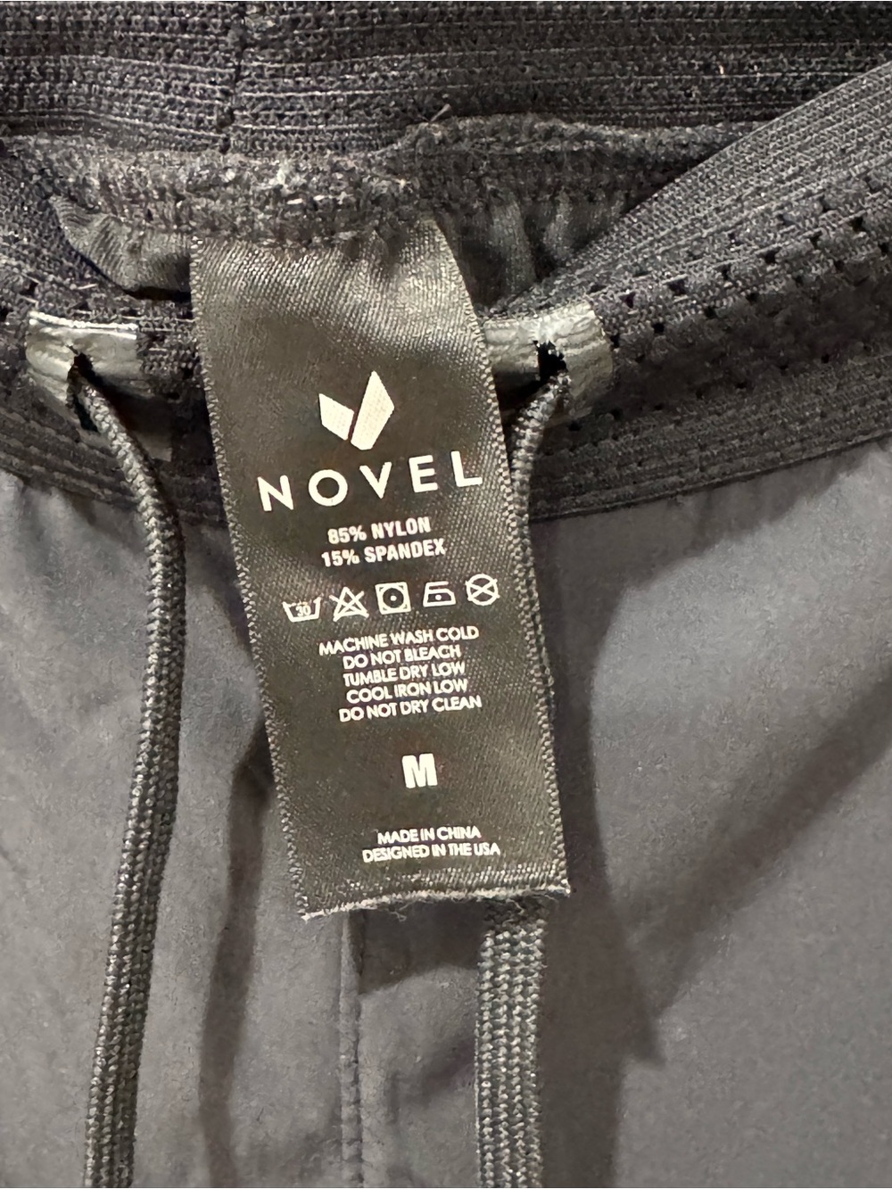 Novel Size Medium Athletic Shorts Double Lined Black - Picture 4 of 4